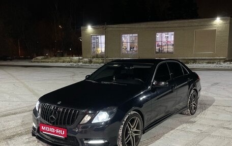 Mercedes-Benz E-Класс, 2011 год, 1 500 000 рублей, 6 фотография