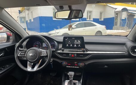 KIA Cerato IV, 2019 год, 1 400 000 рублей, 13 фотография