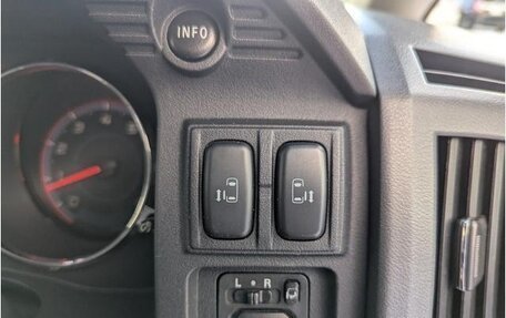 Mitsubishi Delica D:5 I, 2019 год, 2 099 000 рублей, 16 фотография