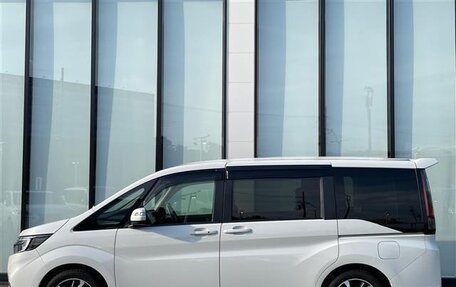 Honda Stepwgn IV, 2022 год, 2 010 000 рублей, 5 фотография