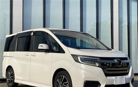 Honda Stepwgn IV, 2022 год, 2 010 000 рублей, 2 фотография