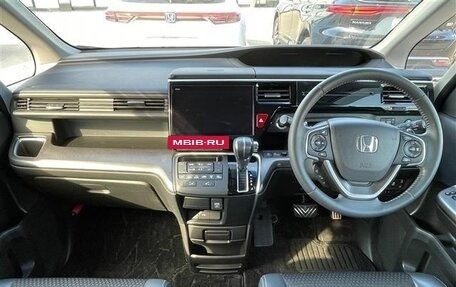 Honda Stepwgn IV, 2022 год, 2 010 000 рублей, 11 фотография