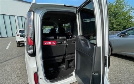 Honda Stepwgn IV, 2022 год, 2 010 000 рублей, 35 фотография