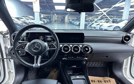 Mercedes-Benz A-Класс, 2023 год, 2 140 444 рублей, 11 фотография