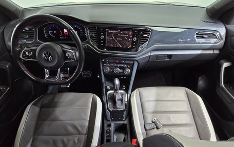 Volkswagen T-Roc I, 2021 год, 2 030 000 рублей, 8 фотография