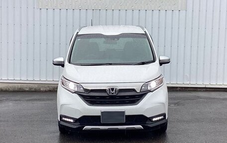 Honda Freed II, 2022 год, 1 580 000 рублей, 2 фотография