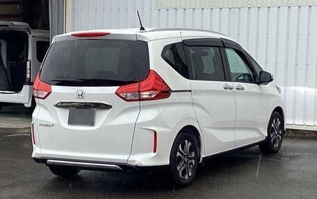 Honda Freed II, 2022 год, 1 580 000 рублей, 3 фотография