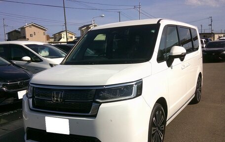 Honda Stepwgn, 2022 год, 2 327 000 рублей, 1 фотография