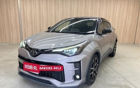 Toyota C-HR I рестайлинг, 2022 год, 1 613 000 рублей, 3 фотография