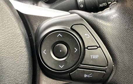 Toyota C-HR I рестайлинг, 2022 год, 1 613 000 рублей, 17 фотография