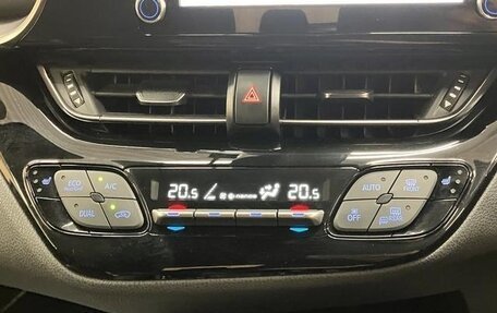 Toyota C-HR I рестайлинг, 2022 год, 1 613 000 рублей, 20 фотография