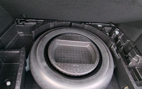 Toyota C-HR I рестайлинг, 2021 год, 1 736 000 рублей, 8 фотография