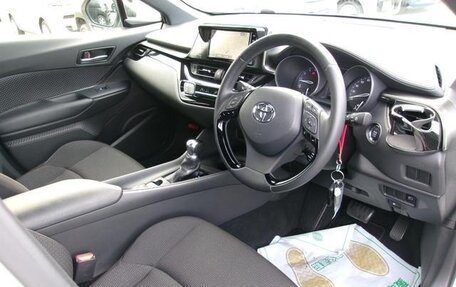 Toyota C-HR I рестайлинг, 2021 год, 1 736 000 рублей, 17 фотография