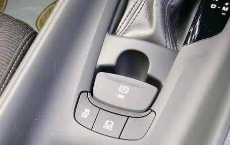 Toyota C-HR I рестайлинг, 2021 год, 1 736 000 рублей, 30 фотография