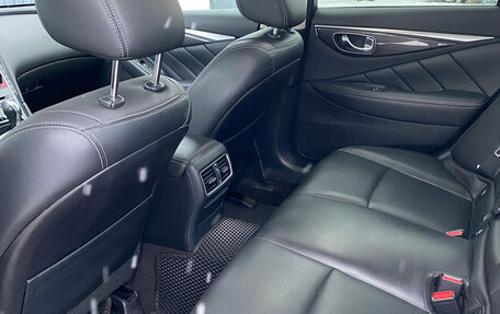 Infiniti Q50 I рестайлинг, 2017 год, 2 150 000 рублей, 10 фотография