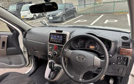 Toyota Rush II, 2016 год, 972 000 рублей, 6 фотография