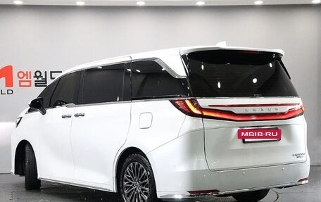 Lexus LM, 2025 год, 15 100 202 рублей, 3 фотография