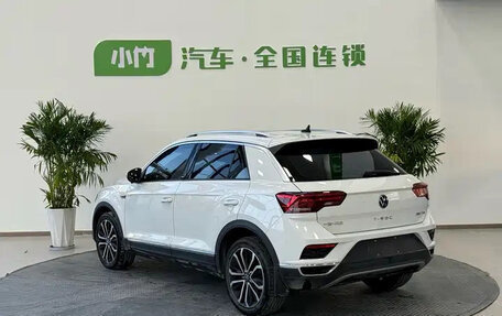 Volkswagen T-Roc I, 2021 год, 1 850 055 рублей, 3 фотография