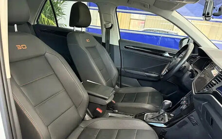 Volkswagen T-Roc I, 2021 год, 1 850 055 рублей, 13 фотография