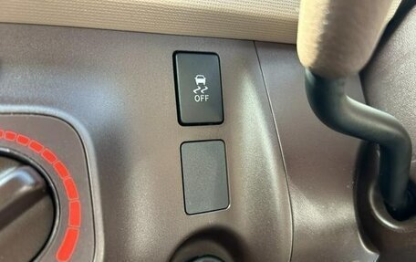 Daihatsu Boon II рестайлинг, 2014 год, 588 000 рублей, 23 фотография