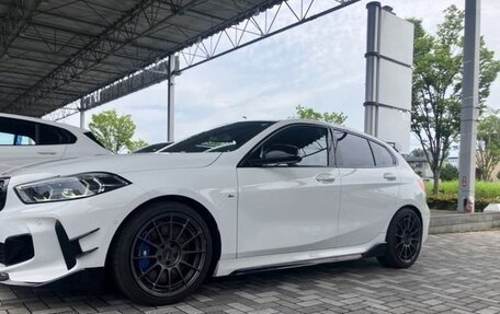 BMW 1 серия, 2022 год, 1 560 000 рублей, 4 фотография