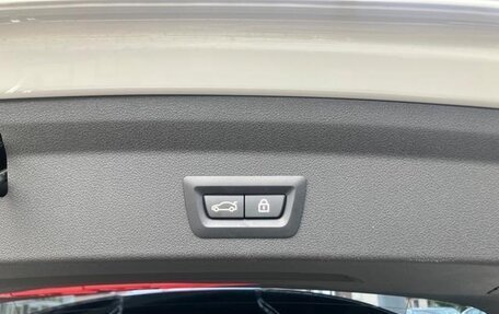 BMW 1 серия, 2022 год, 1 560 000 рублей, 38 фотография