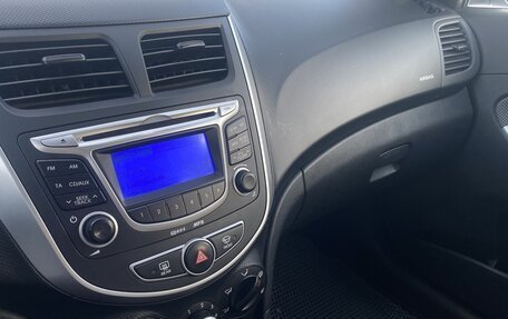 Hyundai Solaris II рестайлинг, 2013 год, 760 000 рублей, 13 фотография