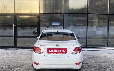 Hyundai Solaris II рестайлинг, 2013 год, 760 000 рублей, 4 фотография