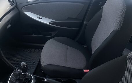 Hyundai Solaris II рестайлинг, 2013 год, 760 000 рублей, 17 фотография