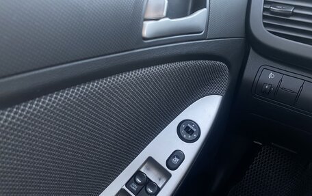 Hyundai Solaris II рестайлинг, 2013 год, 760 000 рублей, 16 фотография