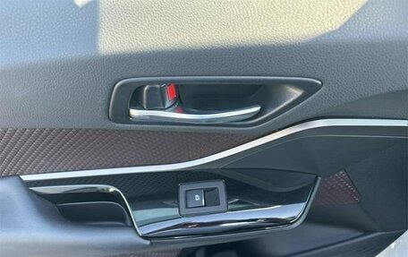 Toyota C-HR I рестайлинг, 2018 год, 1 608 000 рублей, 22 фотография