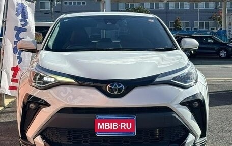 Toyota C-HR I рестайлинг, 2021 год, 1 705 000 рублей, 3 фотография