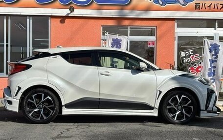 Toyota C-HR I рестайлинг, 2021 год, 1 705 000 рублей, 6 фотография