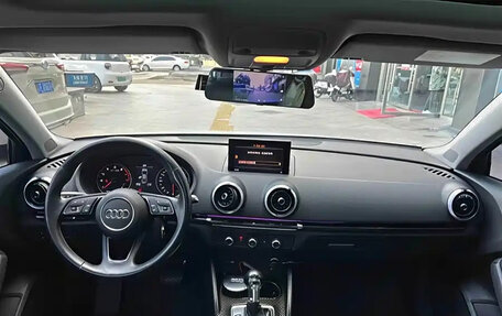 Audi A3, 2018 год, 1 290 000 рублей, 5 фотография