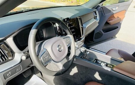 Volvo XC60 II, 2021 год, 4 140 325 рублей, 10 фотография