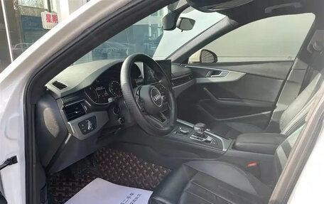 Audi A4, 2018 год, 1 750 750 рублей, 6 фотография