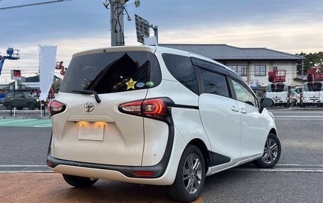 Toyota Sienta II, 2022 год, 1 142 000 рублей, 4 фотография