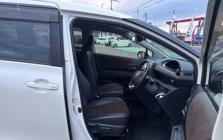 Toyota Sienta II, 2022 год, 1 142 000 рублей, 13 фотография