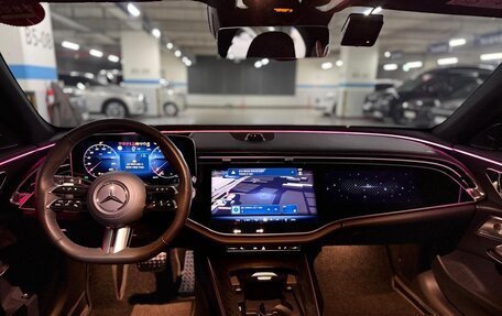 Mercedes-Benz E-Класс, 2024 год, 8 950 000 рублей, 14 фотография