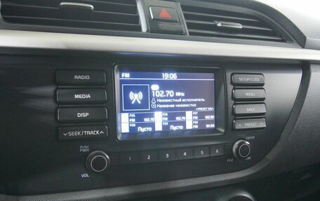 KIA Rio IV, 2019 год, 1 415 000 рублей, 12 фотография