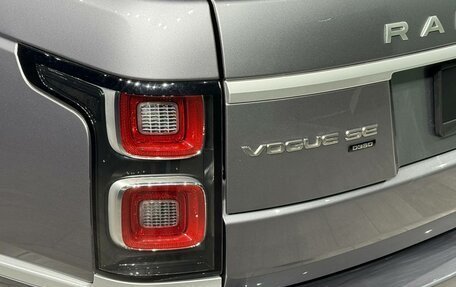 Land Rover Range Rover IV рестайлинг, 2021 год, 6 990 000 рублей, 10 фотография