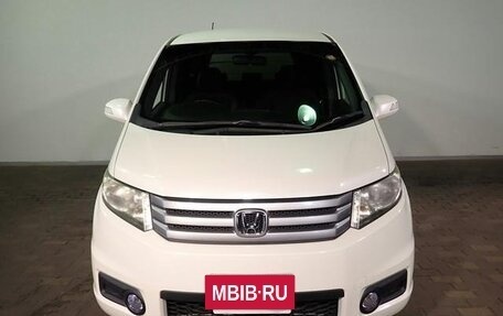 Honda Freed I, 2013 год, 799 000 рублей, 2 фотография