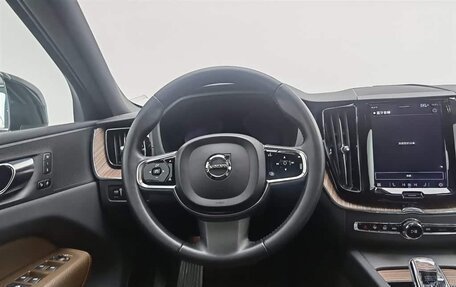 Volvo XC60 II, 2022 год, 3 910 325 рублей, 9 фотография