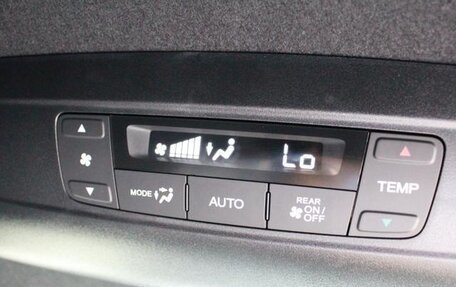 Honda Stepwgn, 2022 год, 2 321 000 рублей, 17 фотография