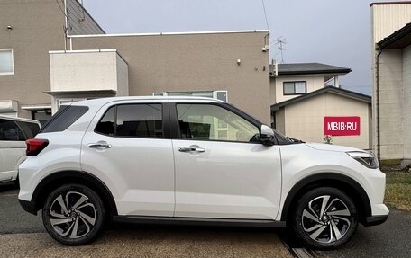 Toyota Raize I, 2022 год, 1 195 000 рублей, 4 фотография