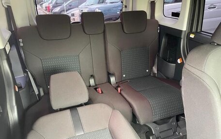 Toyota Roomy I, 2023 год, 893 000 рублей, 12 фотография