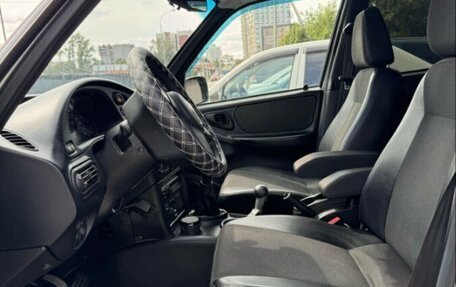 Chevrolet Niva I рестайлинг, 2013 год, 650 000 рублей, 5 фотография