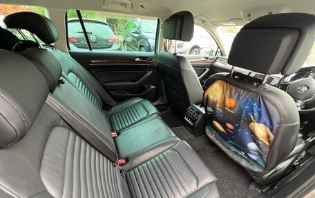 Volkswagen Passat B8 рестайлинг, 2016 год, 1 850 000 рублей, 13 фотография