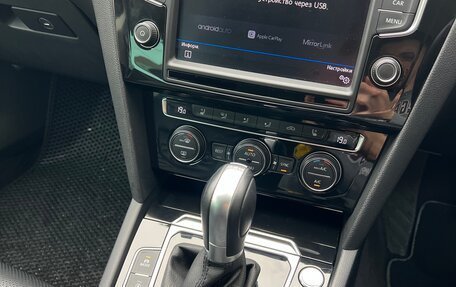 Volkswagen Passat B8 рестайлинг, 2016 год, 1 850 000 рублей, 20 фотография