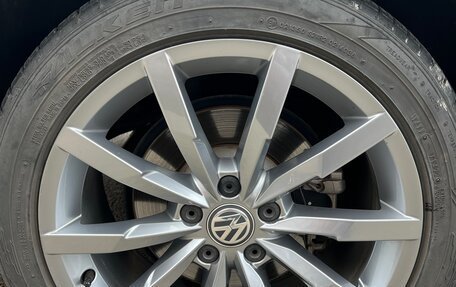 Volkswagen Passat B8 рестайлинг, 2016 год, 1 850 000 рублей, 26 фотография